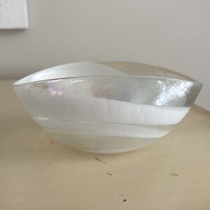 Yalos Murano Venice Italy Blown Glass Art Bowl White Pearl Iridescent Italian
